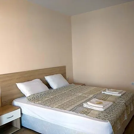 Hotel Aura Family