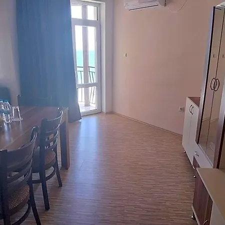 Aura Family Hotel Ravda